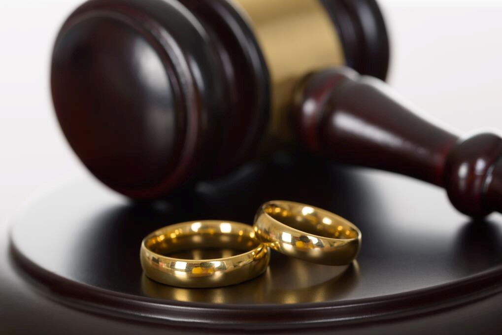 ازدواج و طلاق مجنون (3)
